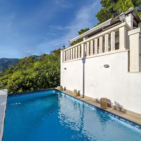 Seaside House With A Swimming Pool Zrnovska Banja, - 27165 كورتْشولا