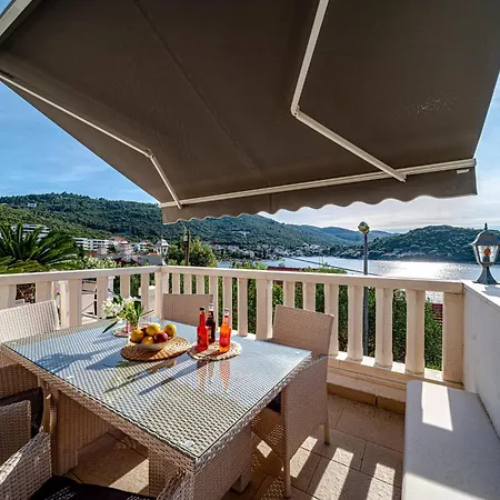 Seaside House With A Swimming Pool Zrnovska Banja, - 27165 بيت للعطل كورتْشولا